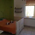 House With Garden *
